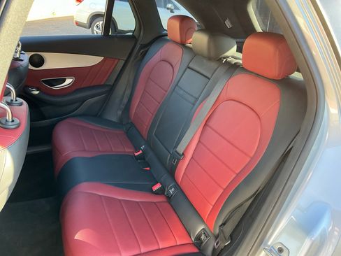 Used 2022 Mercedes-Benz GLC 300 image 19