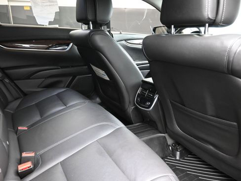 Used 2014 Cadillac XTS Luxury w/ Driver Awareness Package FWD image 23