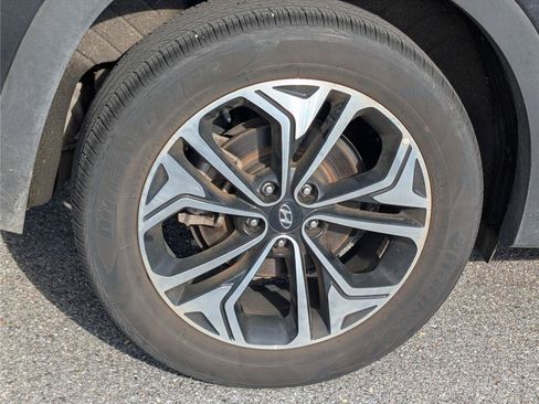 Used 2020 Hyundai Santa Fe SEL AWD/4WD image 9