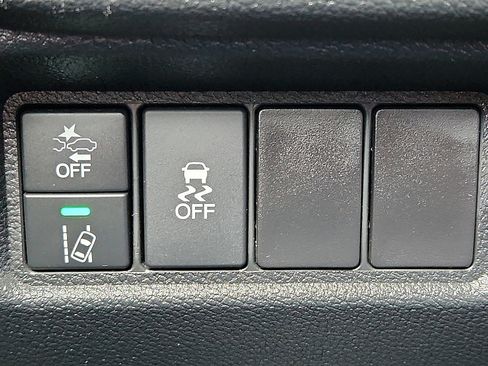 Used 2022 Honda Pilot Sport image 27