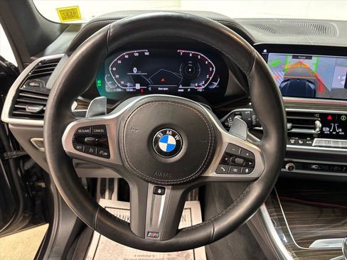 Used 2023 BMW X5 xDrive40i w/ M Sport Package image 19