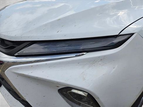 Used 2025 Chevrolet Blazer LT image 9