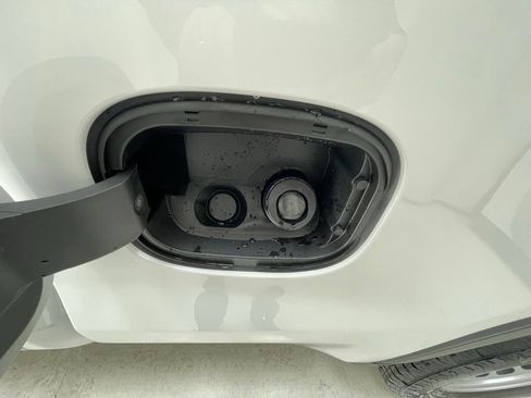 New 2026 GMC Sierra 1500 Pro w/ Pro Value Package image 10