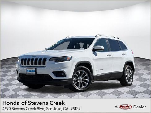 Used 2019 Jeep Cherokee Latitude Plus w/ Comfort/Convenience Group image 1