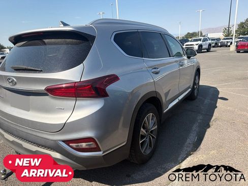 Used 2020 Hyundai Santa Fe SEL w/ Convenience + Premium Package AWD/4WD image 9