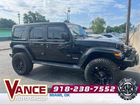 Used 2021 Jeep Wrangler Unlimited Sahara AWD/4WD image 2