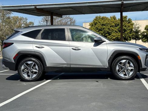 Used 2025 Hyundai Tucson SEL AWD/4WD image 10