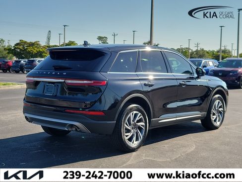Used 2024 Lincoln Corsair FWD image 6