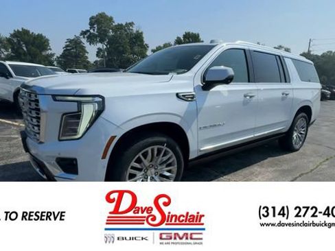 New 2026 GMC Yukon XL Denali w/ Denali Reserve Package AWD/4WD image 4