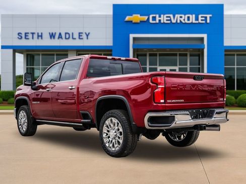 New 2026 Chevrolet Silverado 2500 LTZ w/ LTZ Premium Package AWD/4WD image 5