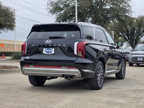 Used 2025 Hyundai Palisade Calligraphy image 8