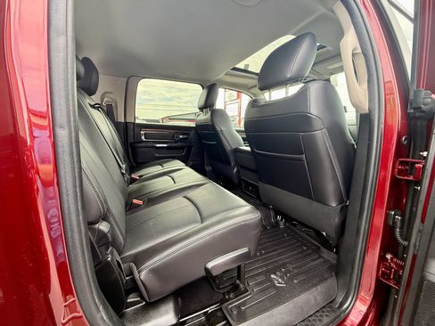Used 2018 RAM 2500 Laramie w/ Sport Appearance Group AWD/4WD image 18