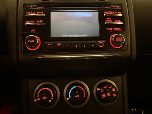 Used 2012 Nissan Rogue SV AWD/4WD image 22