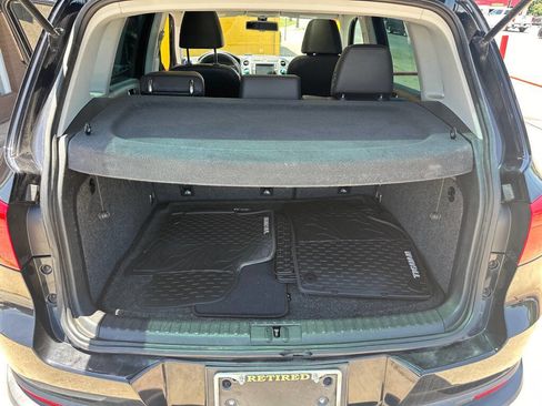 Used 2017 Volkswagen Tiguan Wolfsburg Edition image 11