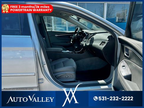 Used 2018 Chevrolet Impala LT w/ LT Convenience Package image 18