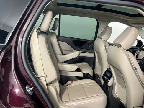 Used 2023 Lincoln Aviator Reserve w/ Equipment Group 201A image 32