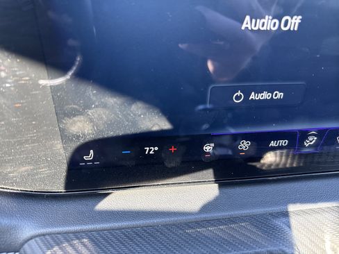 Used 2025 Ford Mustang Premium image 27