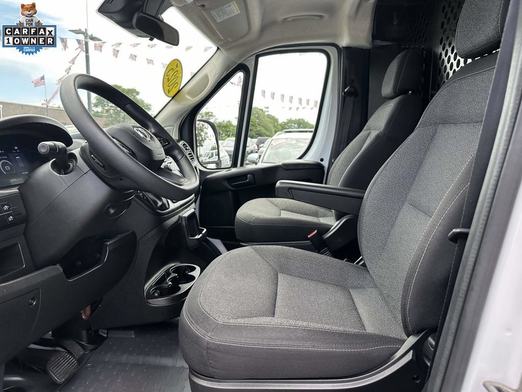 Used 2025 RAM ProMaster 2500 w/ U-Haul Equipment Group FWD image 13
