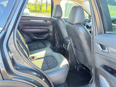 Used 2018 MAZDA CX-5 Touring image 12