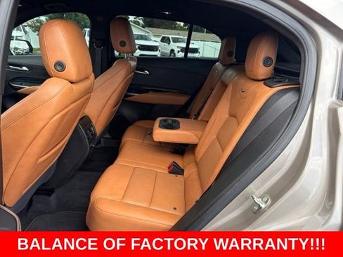 Used 2024 Cadillac XT4 Premium Luxury FWD image 15