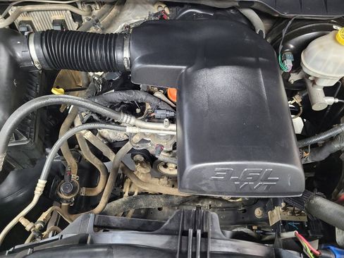 Used 2018 RAM 1500 Tradesman w/ Popular Equipment Group RWD image 30