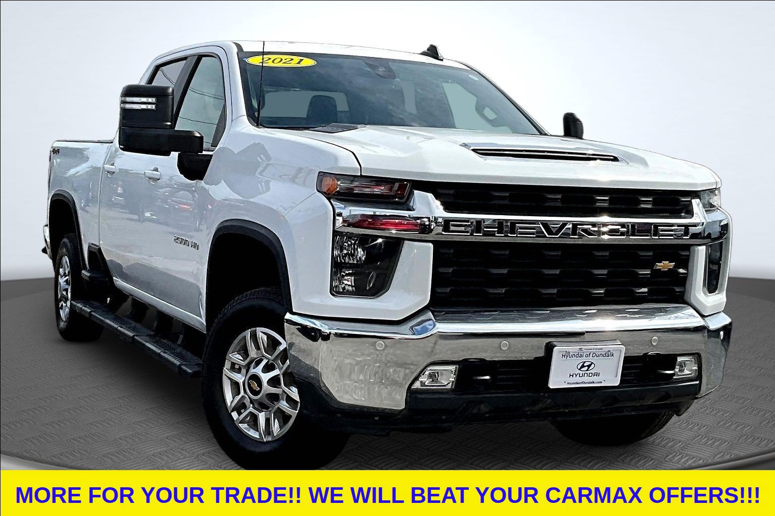 Used 2021 Chevrolet Silverado 2500 LT w/ Convenience Package AWD/4WD image 3