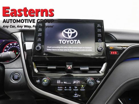 Used 2022 Toyota Camry XSE image 12