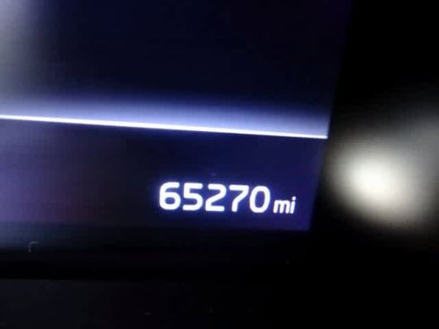 Used 2023 Kia Soul LX image 9