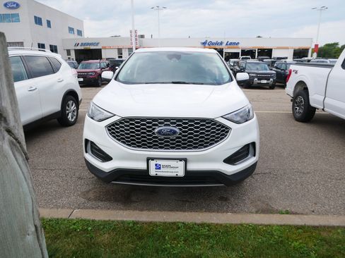 Used 2024 Ford Edge SEL AWD/4WD image 2