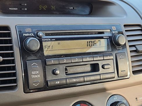 Used 2003 Toyota Camry LE FWD image 6