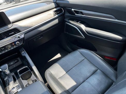 Used 2022 Kia Telluride EX w/ EX Premium Package image 14