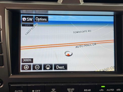Used 2018 Lexus GX 460 Luxury AWD/4WD image 26