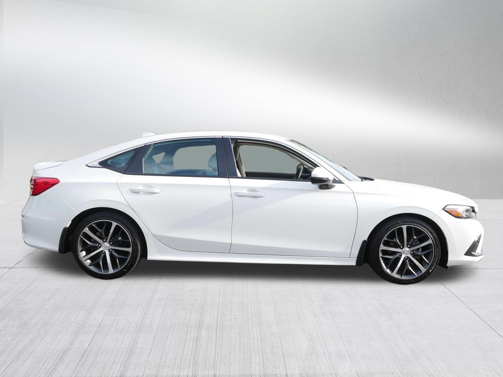 Used 2024 Honda Civic Touring image 8