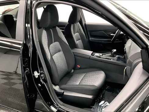 New 2026 Nissan Sentra SV w/ SV Convenience Package FWD image 38