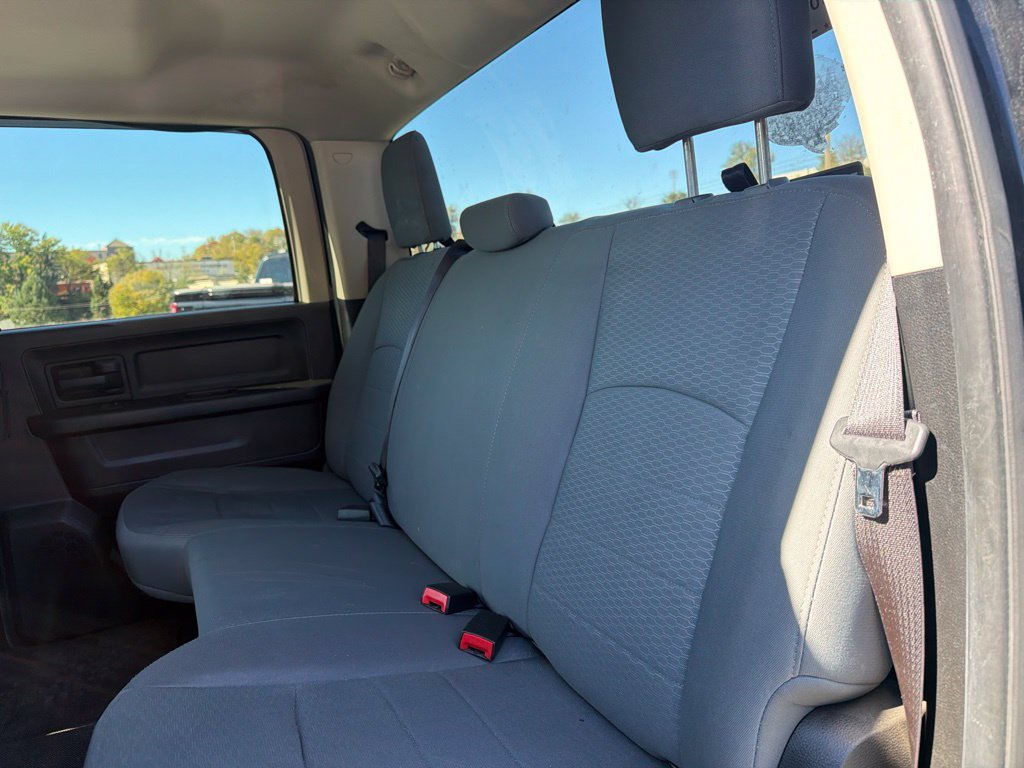 Used 2015 RAM 1500 ST w/ SXT Appearance Group AWD/4WD image 9