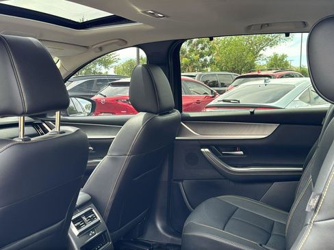Used 2024 MAZDA CX-90 Plug-In Hybrid w/ Preferred AWD/4WD image 26