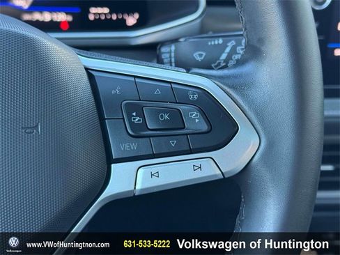 Certified 2025 Volkswagen Taos SE w/ Taos Adventure Package (SXB) image 24