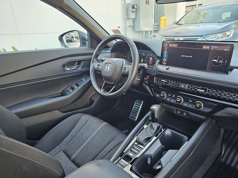 Used 2023 Honda Accord Sport image 10