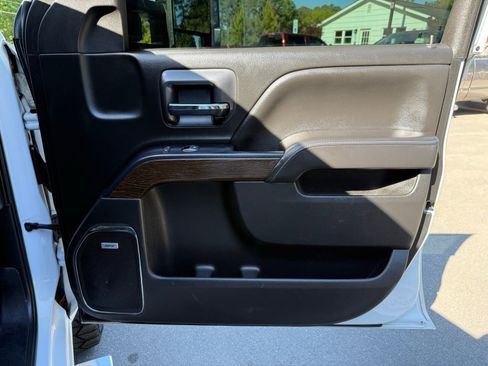 Used 2019 GMC Sierra 3500 Denali w/ Duramax Plus Package image 26