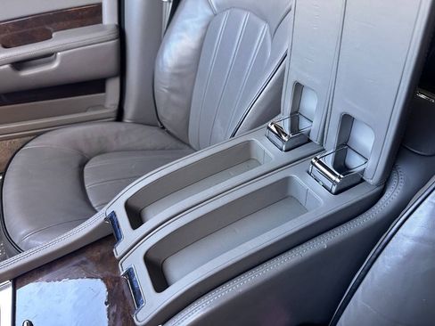 Used 2011 Bentley Mulsanne RWD image 53