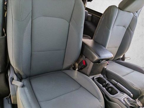 Certified 2021 Jeep Wrangler Sport S image 17