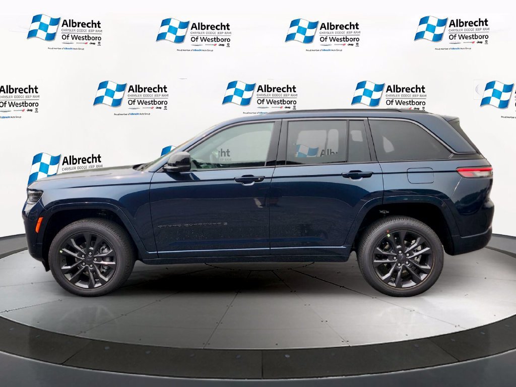 New 2026 Jeep Grand Cherokee Limited AWD/4WD image 2