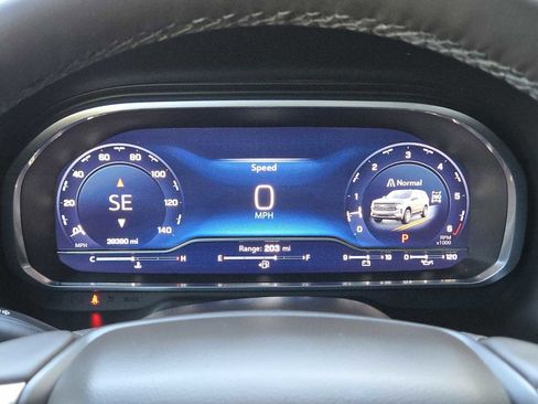 Certified 2023 Chevrolet Tahoe Z71 w/ Luxury Package image 17