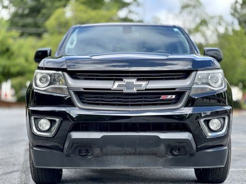 Used 2018 Chevrolet Colorado Z71 image 2