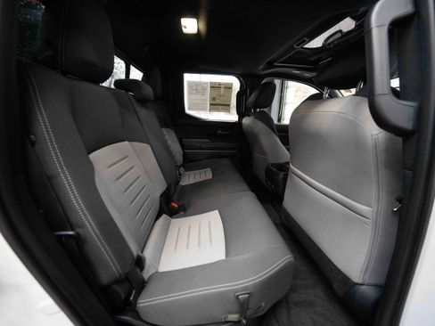 Used 2024 Toyota Tacoma TRD Sport w/ TRD Sport Upgrade Package image 24