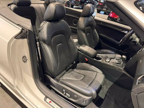 Used 2014 Audi RS 5 Cabriolet image 26