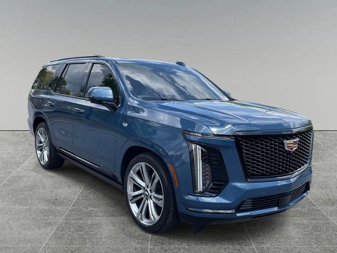 New 2026 Cadillac Escalade Platinum Sport image 7