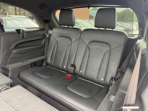 Used 2015 Audi Q7 3.0T S line Prestige w/ Luxury Package AWD/4WD image 16