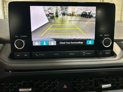 Used 2024 Honda Accord EX image 5