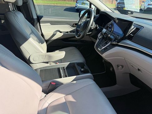 Used 2024 Honda Odyssey EX-L image 28